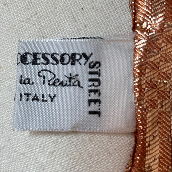 vintage Oscar de la Renta scarf - Picture 4 of 6